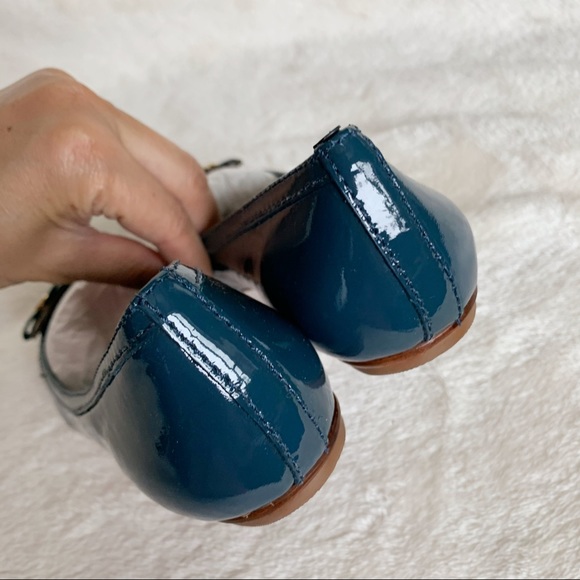 NIB Tory Burch Patent Leather Fox 🦊 Front Flats Blue 36 - Picture 5 of 7